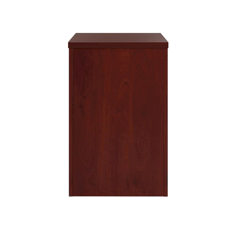 Bureau dans un mobilier de bureau